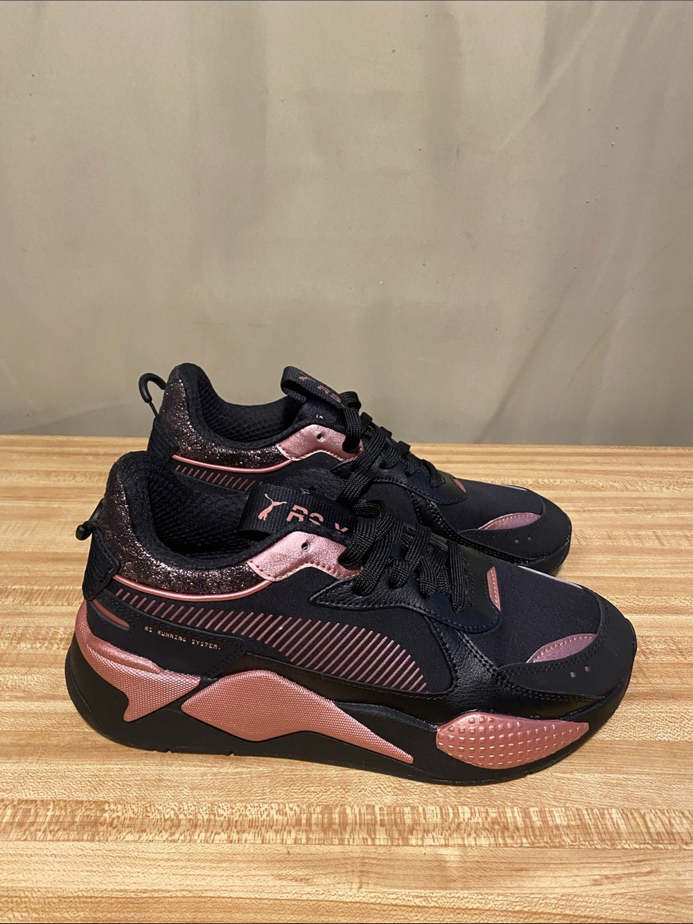 Puma RS-X Running System Shoes Black Rose Pink women’s 9 EUC